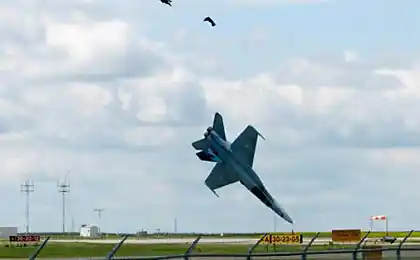 Crash of Canada CF-18 в Летбрідж
