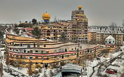 Fedensreich Hundertwasser архітектура