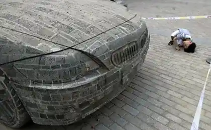 Каменное BMW (5 фотографий)