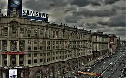 Московські дахи по зворотному (15 фото)