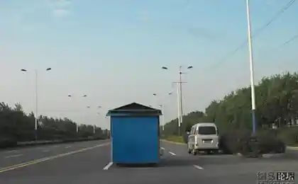 Что это, ларек на шоссе? (5 фото)
