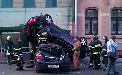 Авария 6 июля на Садовнической в Москве