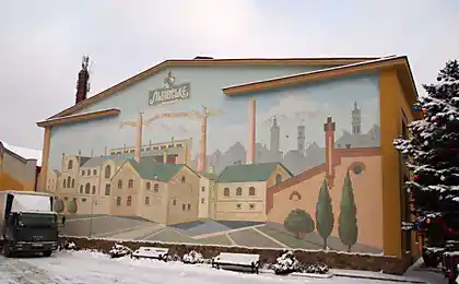 Leones. Kleparovskaya, 18. Museo de la Cerveza