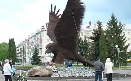 Памятник в городе Орел (5 фото)