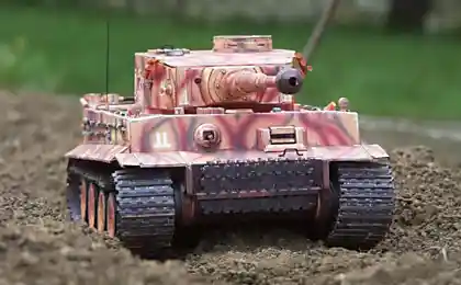 Танк PzKpfw VI Tiger