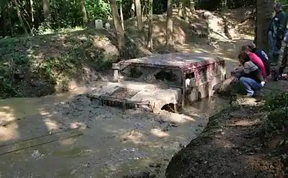 Взяли Hummer русские покататься.. (9 фото)