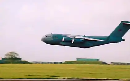 Військовий літак (7 фото)