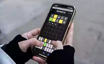 В последнее время плачу за Интернет только для того, чтобы узнать, кто как сыграл в Wordle. Что за головоломка и почему все на нее подсели: