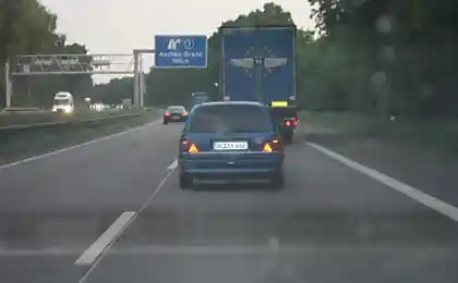 Що це за машина? (4 фото)