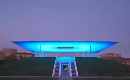 Светодиодное освещение от Джеймс Turrell: раздвигая рамки времени и пространства