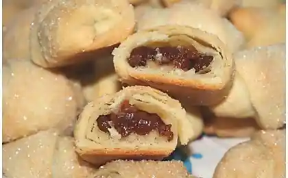 Рогалики с изюмом