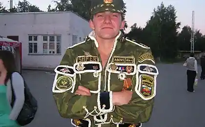Дембеля едут домой (53 фотографии)