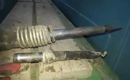 10 Kilowolts не розуміє жартів.