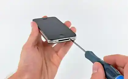 Что внутри iPhone 4 (31 фотография)