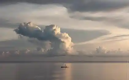Людина і море
