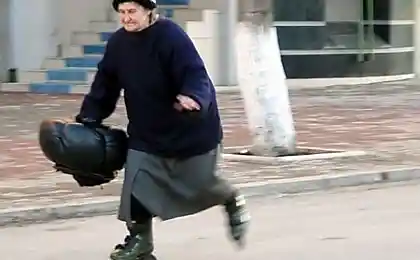 Респект такой бабуле...))))