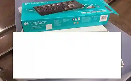 Купил клавиутару на EBay (2 фотографии)