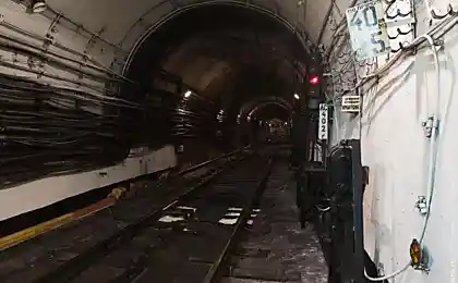 По тоннелям метро