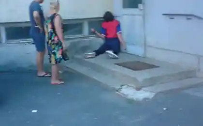 Сам себя поставил в угол