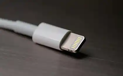 Новий USB-роз'єм можна вставляти без пошуку