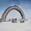 Никто не может пройти мимо этого экспоната на фестивале Burning man 2022 года