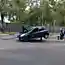 В Белгороде женщина умело припарковала авто.