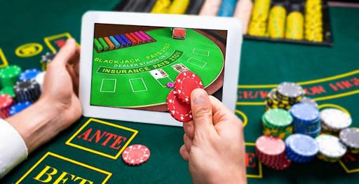 казино предлагающие игру в покер онлайн