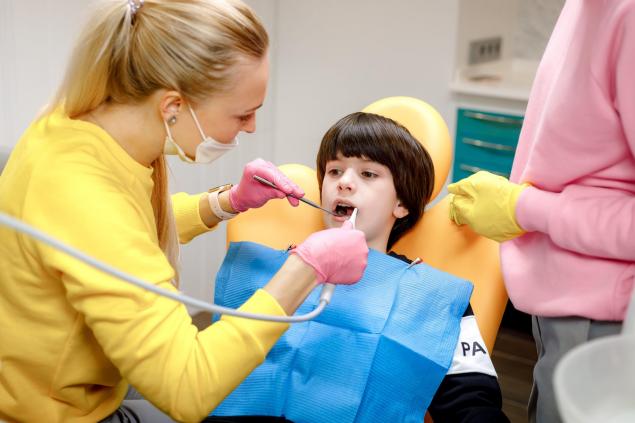 стоматолог хирург детский