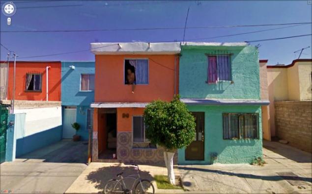 Снимки с Google Street View (120 фото)