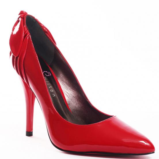 Красные туфли в школу. Красные лаковые туфли. Туфли лакированные, красный. Красные лаковые туфли с острым носом. Туфли женские кожаные красные.
