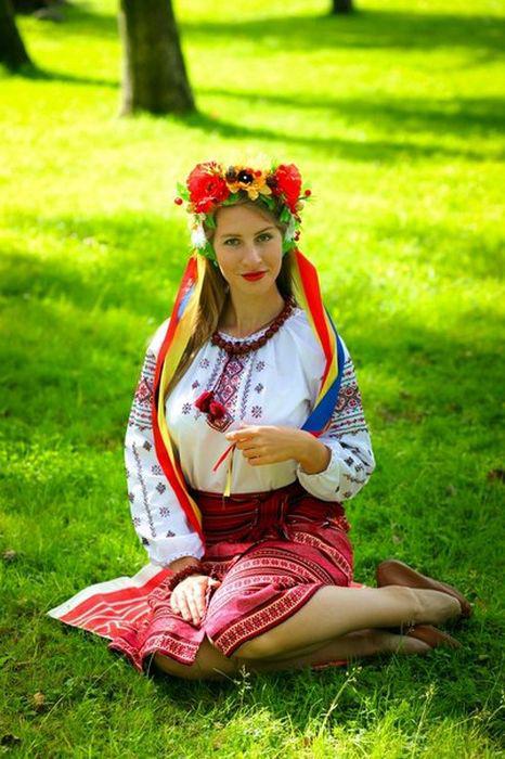 Beautiful Slavic women (55 photos). 