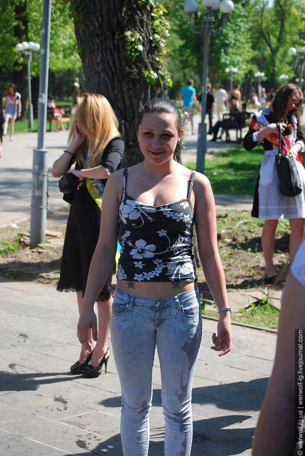 Вот так прошел последний звонок в Луганске.