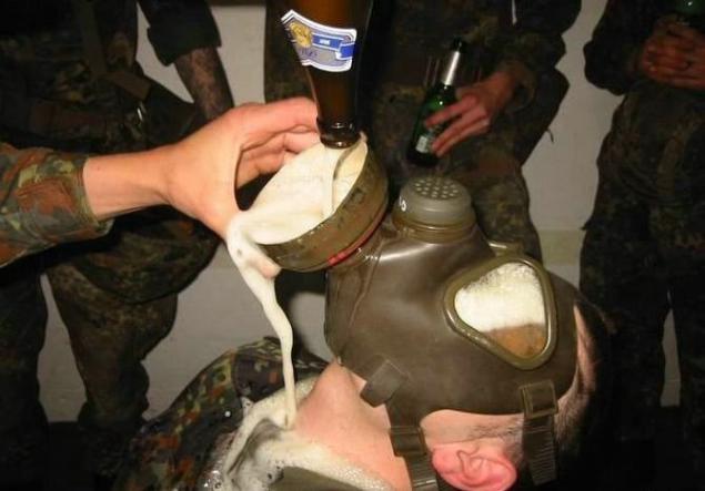 Армейский юмор и армейские будни.