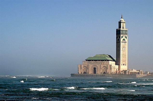 Мечеть Хасана 2 в Касабланке. Мечеть Хасана II 1993 В Касабланке. Касабланка (Марокко). Успенская Церковь (Касабланка). Касабланка телефон