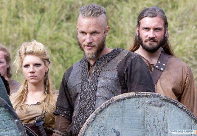 2 EM 1 (Vikings) - Ragnar Lothbrok & Bjorn Ironside, Gabriel Produções