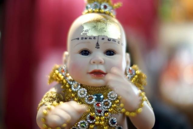 泰国灵童娃娃图片